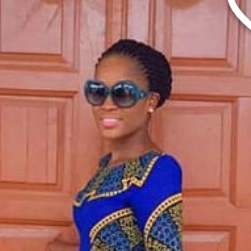 Meet your Posher, Adriana